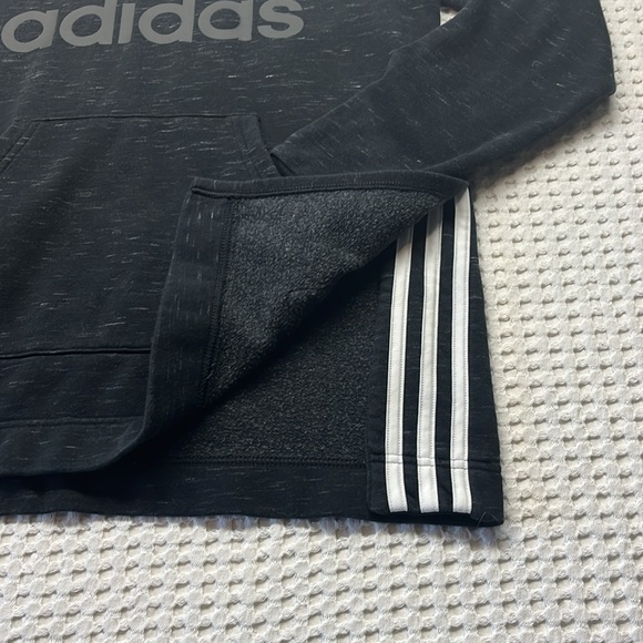 Adidas Hoodie Women’s Small Black Graphic Print Flip-Up Front Pouch Pre Owned - Picture 4 of 11